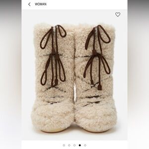 Moon Boot Women's Cream Sherpa Lace-Up Winter Boots with Brown Laces